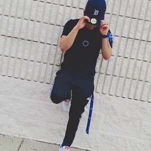 Meet your Posher, Yander hodilmer